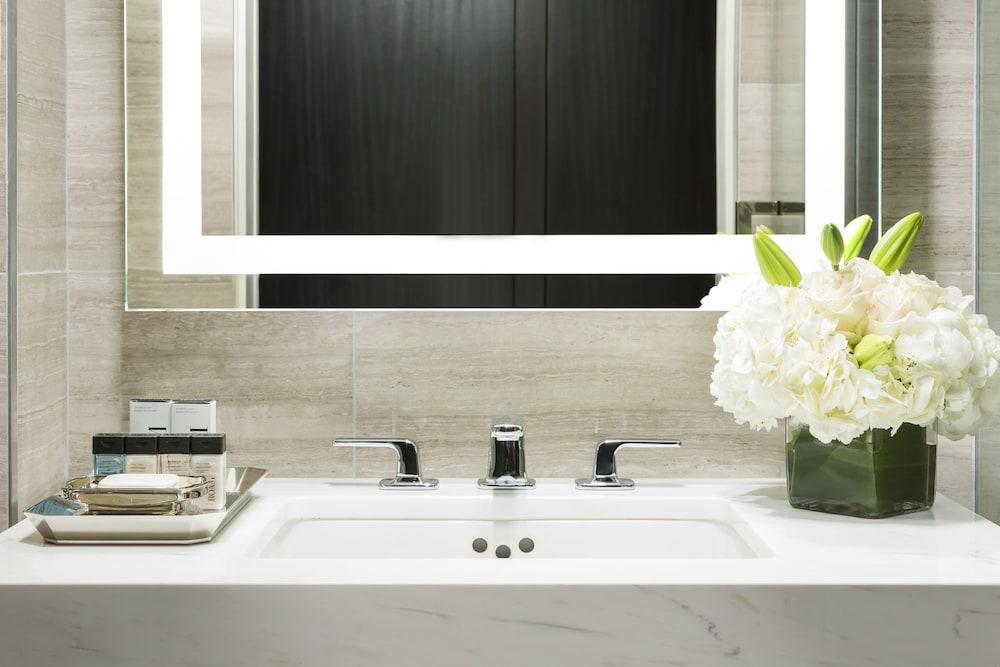 Executive Class At Mts Hotel New York Exterior photo
