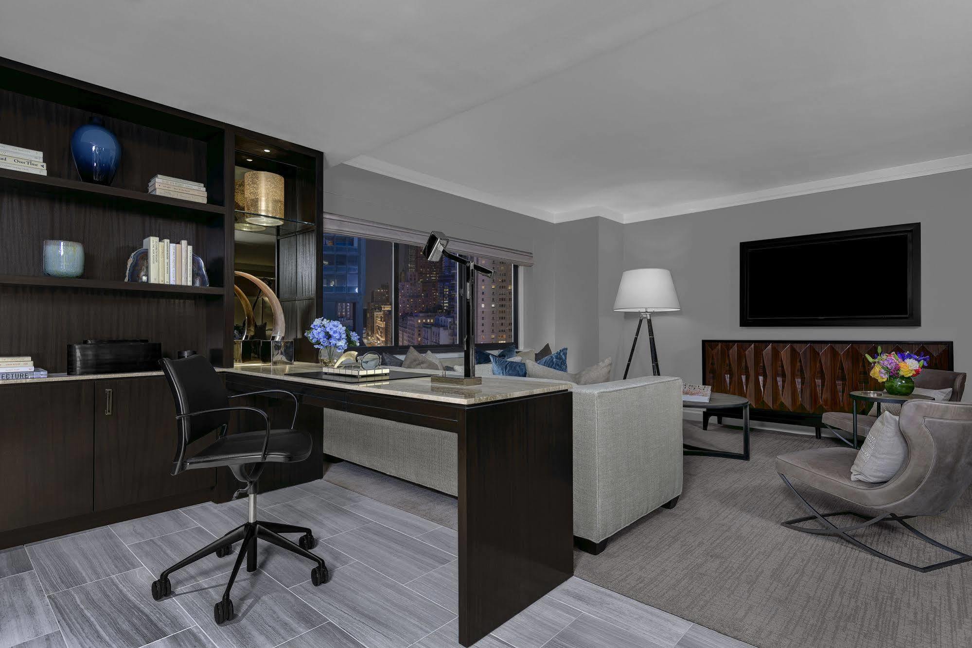 Executive Class At Mts Hotel New York Exterior photo